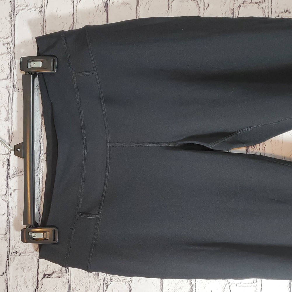 Calvin Klein Performance Black Cropped Pants Quick Dry Size M EUC - Picture 3 of 8